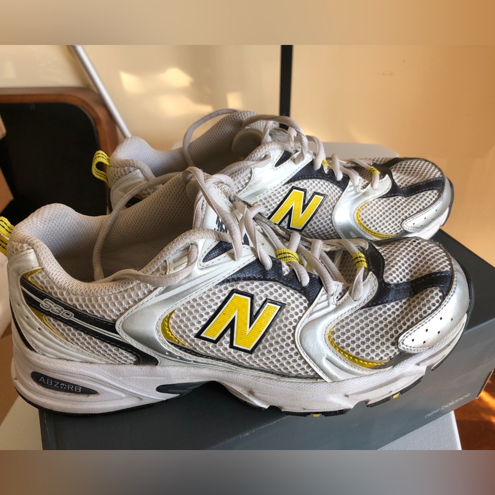 New Balance Sneakers 530s